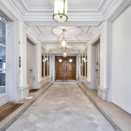 Apartment L'avenue Montaigne *