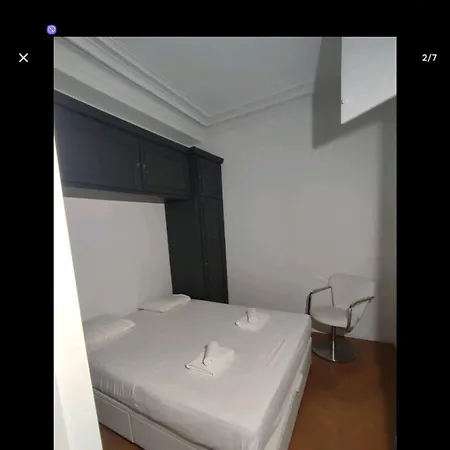 L'avenue Montaigne * Paris